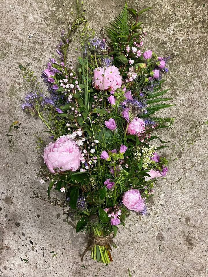 Min Købmand i Asp tilbyder sæsonbårebuketter frem til oktober/november