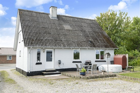 Sæby Landevej 5 er til salg for kun 225.000 kr.: Se de billigste boliger til salg i Tårs her