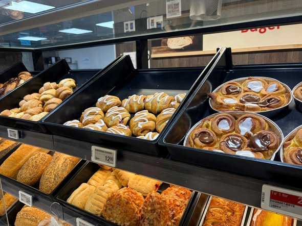 Spar Suldrup har brød og kager fra 12 kr.
