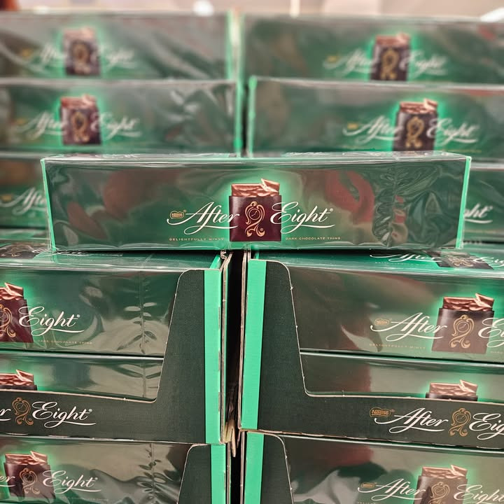 XL After Eight tilbud hos Løvbjerg Frederikshavn: Spar 40 kr på 400 gram pakke