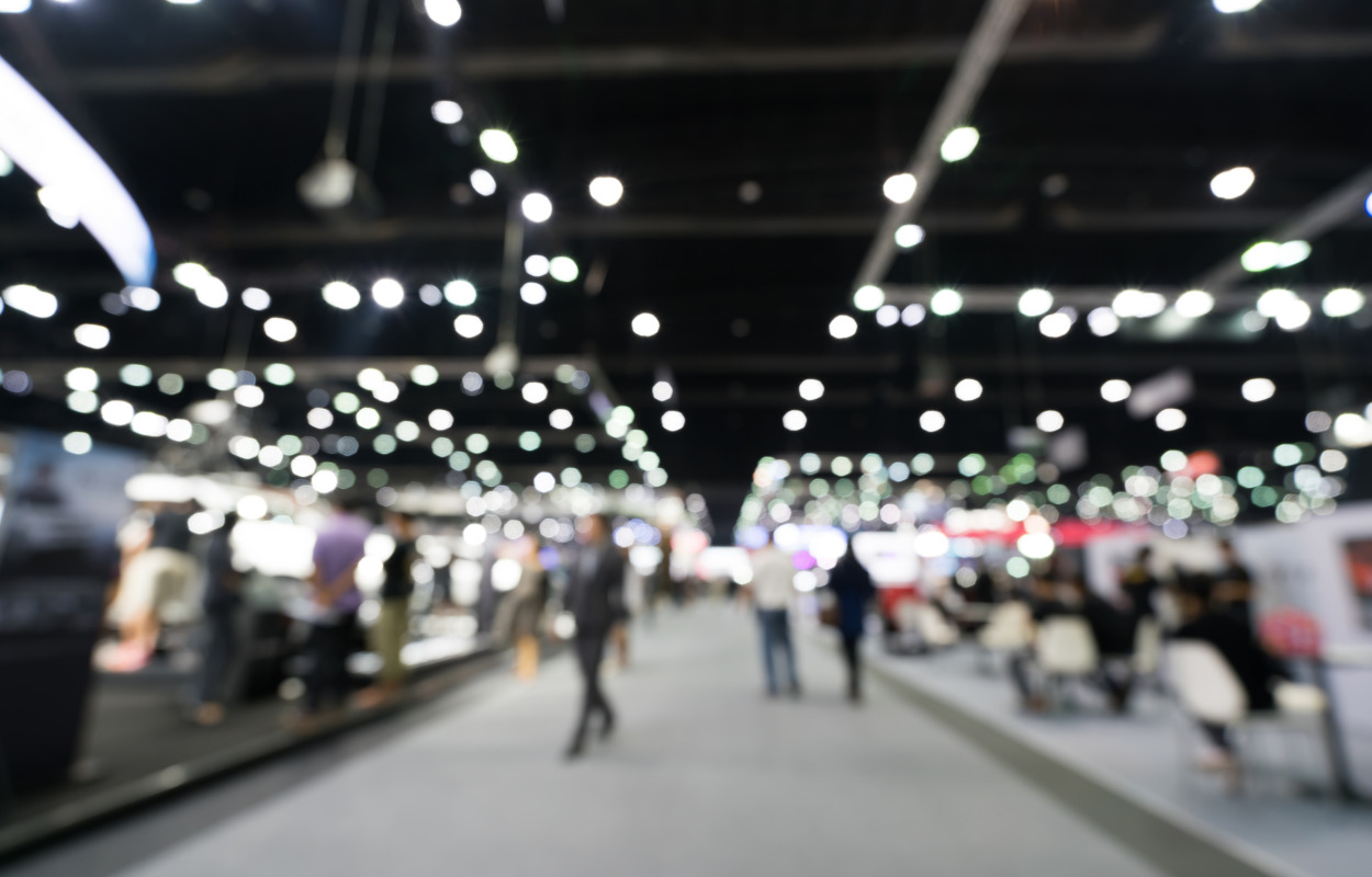 Kom til marked i Løkken-hallen