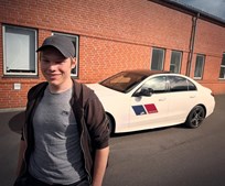 Lets Drive fejrer vellykket køreprøve for Malde i Hedensted