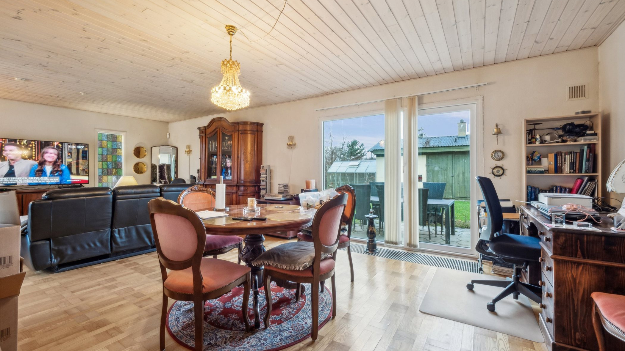 Til salg hos Nybolig Skive: Chamerende etplansvilla på solrig grund