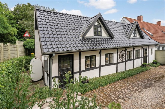 Hovedvejen 72 er til salg for kun 995.000 kr.: Se de billigste boliger til salg i Tappernøje her