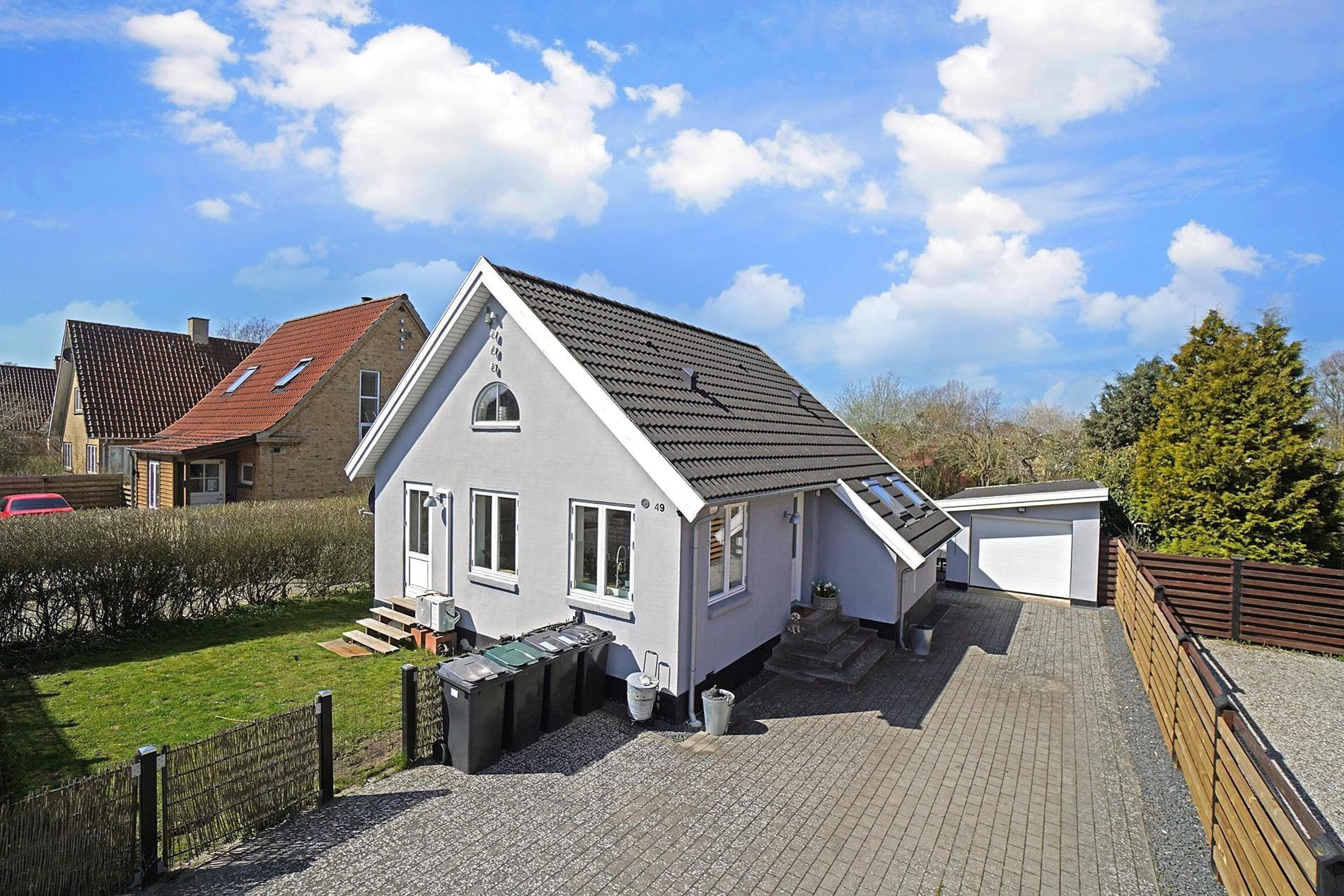 Netop kommet til salg: Bygaden 49 en af Store Merløses dyreste adresser