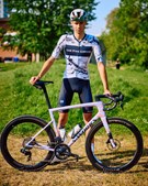 Magnus Bächler klar til Fyn rundt med sin nye S-Works Tarmac SL8 fra Bikestore.dk