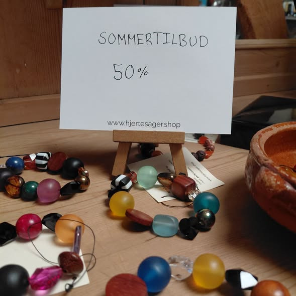 Rishøjgård Gårdbutik og Jordbrug har 50% på håndlavede smykker fra Lailas @hjertesager
