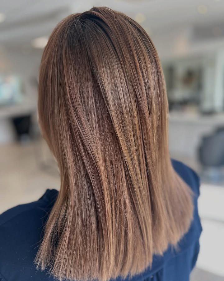 BØGVAD præsenterer nye muligheder med mørkere toning af hår