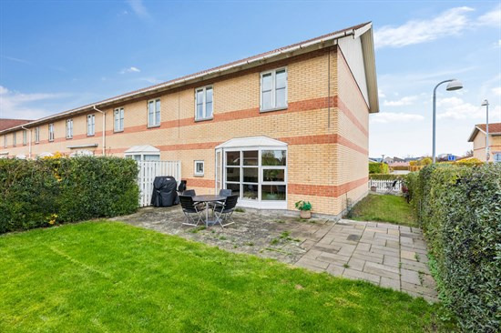 Hasselengen 8 er til salg for kun 2.995.000 kr.: Se de billigste boliger til salg i Vallensbæk her