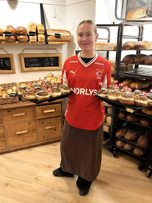 Det Lune Brød - Hobro klar med fastelavnsboller til aftenens VM-finale