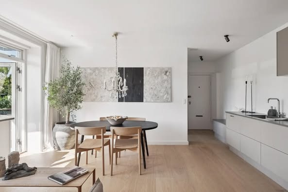 &LIVING Aalborg giver sneak peek på nyrenoveret lejlighed i Taarbæk