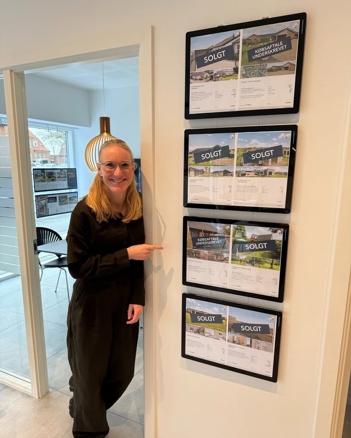 Marie-Louise underskriver købsaftale før boligen rammer nettet hos EDC Hedensted