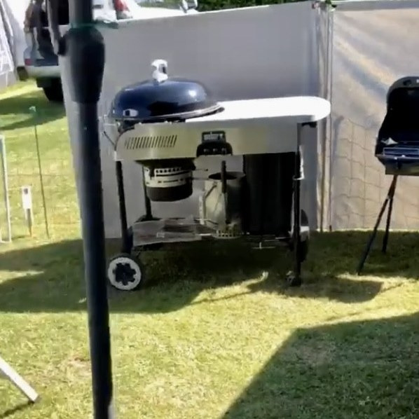 Frændes Madværk deler grilltip til sommerferien