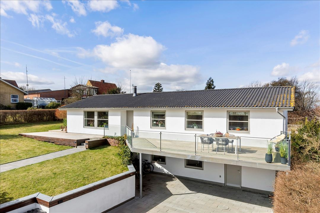 Til salg hos EDC DANEBO: Flot udsigtsvilla