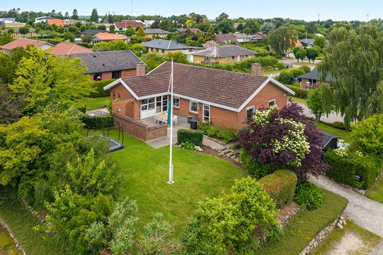 Top 6 over dyreste boliger til salg i Ørbæk. Priser op til 4.995.000 kr