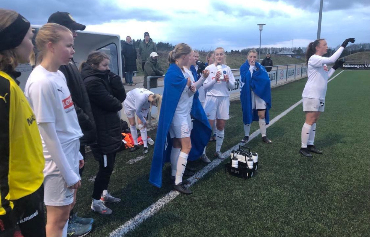 Frida Nørgaard stråler i Team Viborgs sæsonåbner: “Dejligt med en anfører der går forrest“