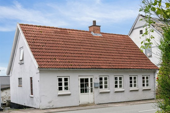 Møllevej 10 er til salg for kun 995.000 kr.: Se de billigste boliger til salg i Vig her