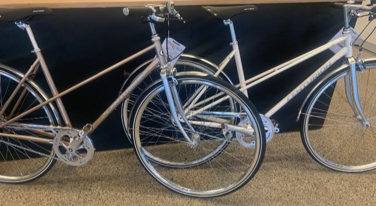 Birks Bike Shop ApS præsenterer Centurion Helium i stilfulde farver og til en god pris