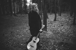Oplev Ninna Andreasens musikalske fortællinger på Skovgården