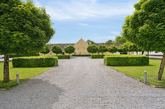 Top 6 over dyreste boliger til salg i Storvorde. Priser op til 25.000.000 kr