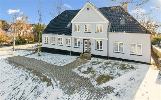 Egebjergvej 2 og 4 andre boliger er kommet til salg denne uge i Nordborg - se boligerne her.