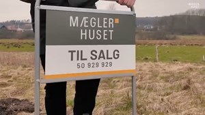 Byg dit drømmehjem på idyllisk grund i Grindsted til salg hos Mæglerhuset I/S
