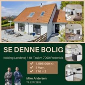 Ejendomsmægler Mike Andersen fremviser bolig til salg i Fredericia