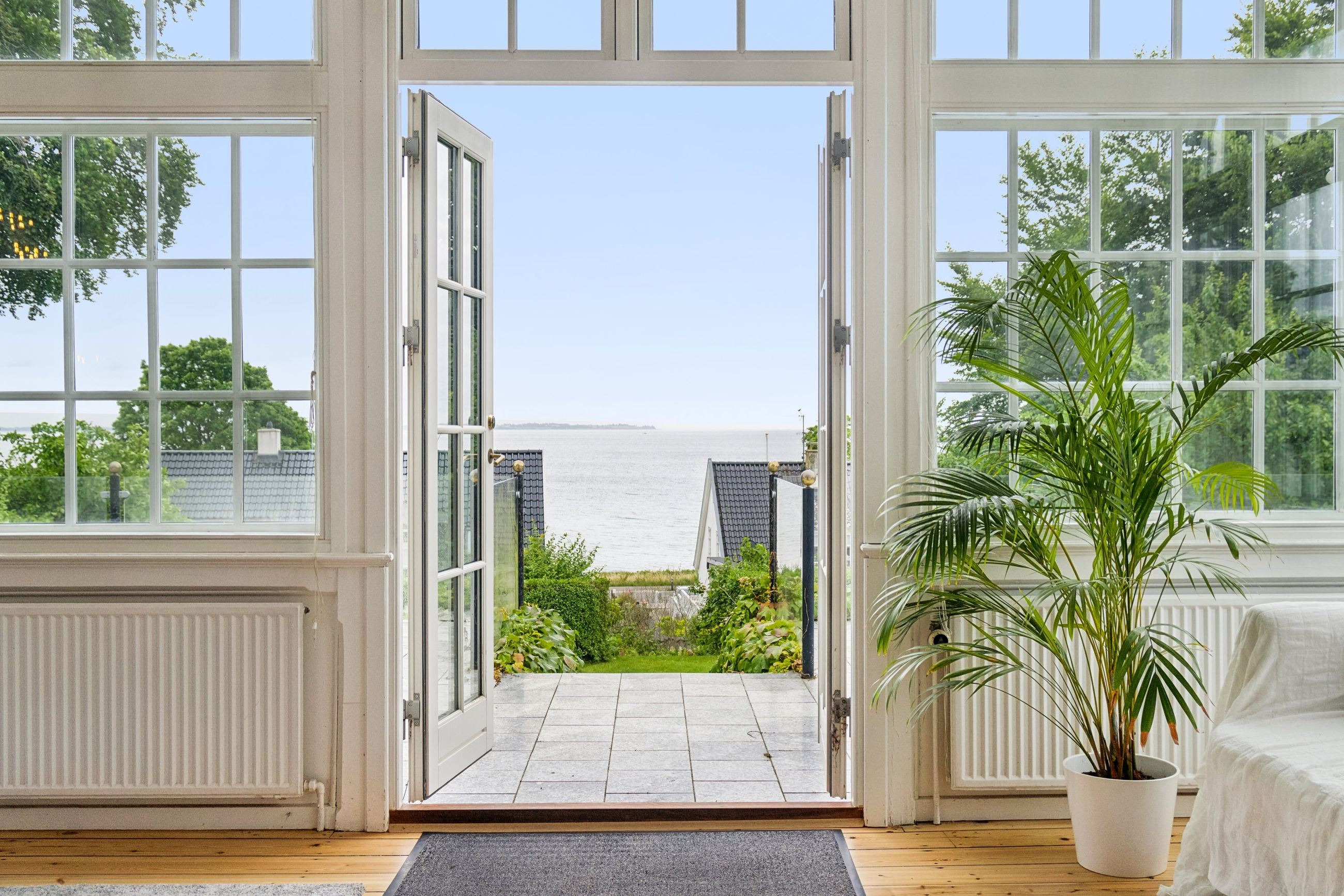 16,3  mio. kroner koster Parallelvej 11A - se hvad der ellers er til salg i Snekkersten