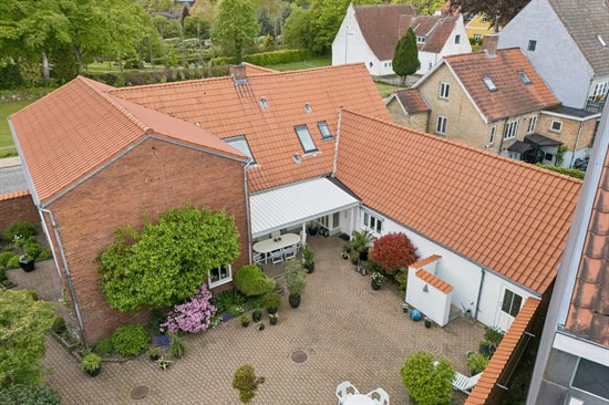 Top 6 over dyreste boliger til salg i Ringe. Priser op til 6.000.000 kr