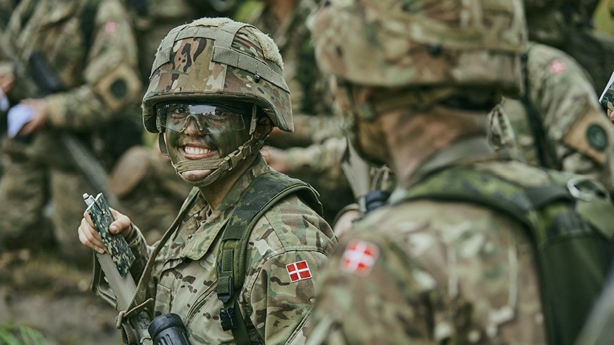 Holstebro Gymnasium introducerer ny studieretning i global sikkerhed i samarbejde med forsvaret