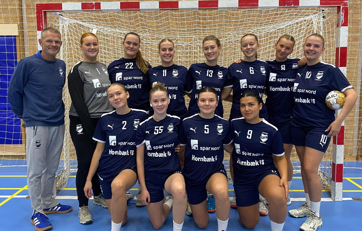 Hornbæk IF formåede med flot fløjspil at dukke HUK: "Pigerne leverede en god holdindsats"