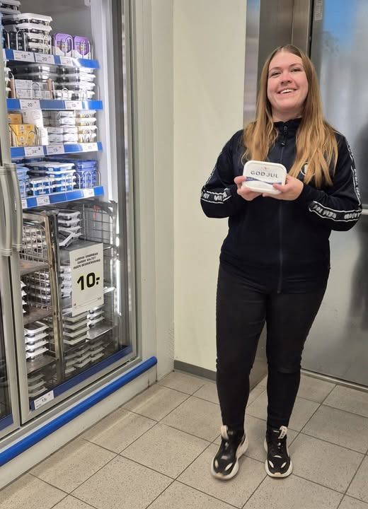 REMA 1000 Slots Bjergby sænker prisen på smørbar Lurpak til 10 kr.