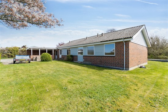 Korsbakken 11 til salg for 775.000 kroner - Se 4 andre boliger til salg i Mariagerfjord Kommune