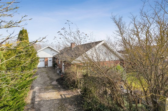 Rødegårdsvej 89 og 1 anden boliger er kommet til salg denne uge i Præstø - se boligerne her.