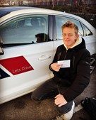 Lets Drive ønsker Eric tillykke med kørekortet i første forsøg