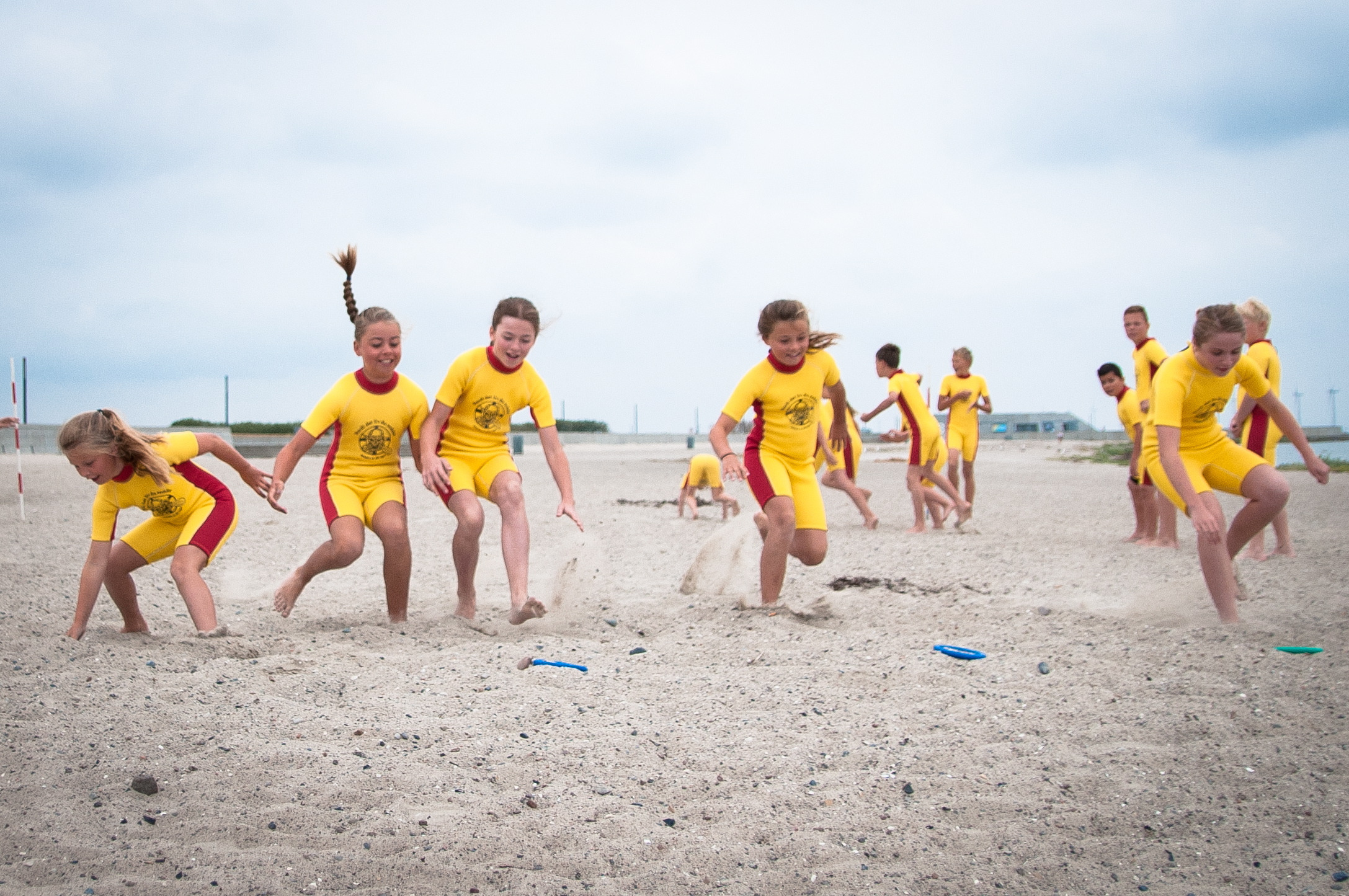 Aabybro Svømmeklub inviterer til sommerferie camps med sjov, læring og sikkerhed i fokus