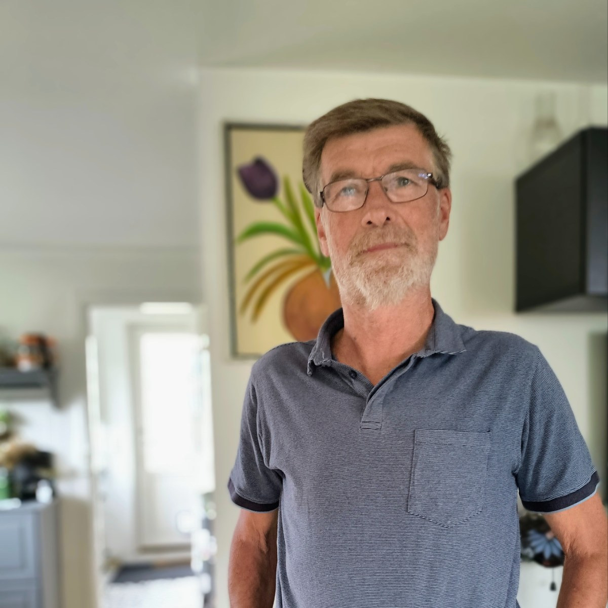 Jim Larsen nyder skov, strand og fjord i Frederikssund