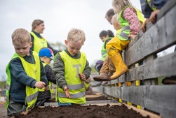 Informationsmøde den 16. januar 2024: Bliv Klimalandsby og modtag en million kroner til fælles grønne initiativer