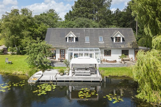 Top 6 over dyreste boliger til salg i Smørum. Priser op til 55.000.000 kr