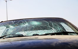 Biler har fået knust ruder i Aarhus N