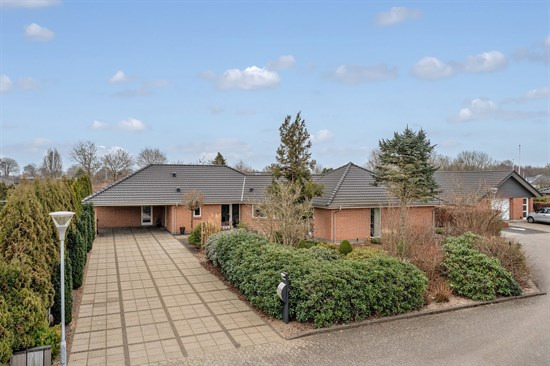 Engsøparken 39 og 1 anden boliger er kommet til salg denne uge i Grindsted - se boligerne her.