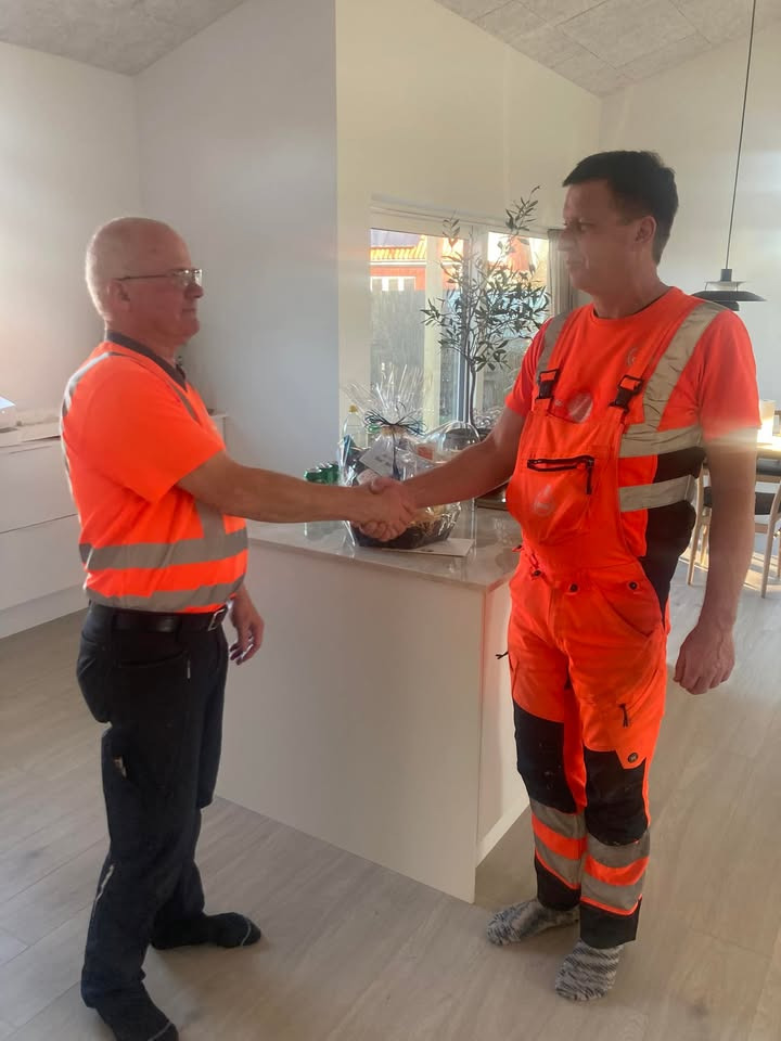 Skjoldager Dræn- & Entreprenørforretning ApS takker Anders Rømer for 13 års tro tjeneste ved pensionering