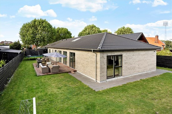 Netop kommet til salg: Paris Boulevard 7 en af Hvidovres dyreste adresser