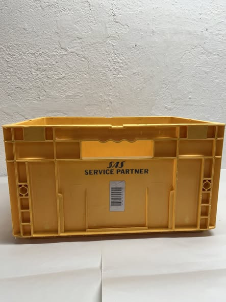 CAMPEN AUKTIONER: Sidste chance for at byde på plastkasser i aften