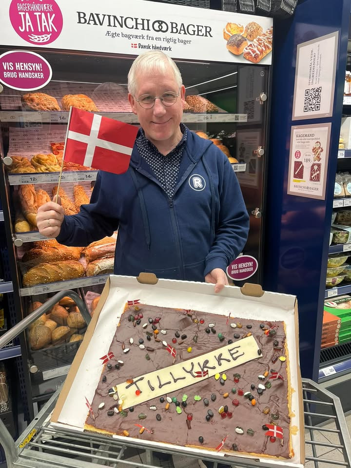 Rema 1000 Nykøbing Mors fejrer fødselsdag med konkurrence om kagemand