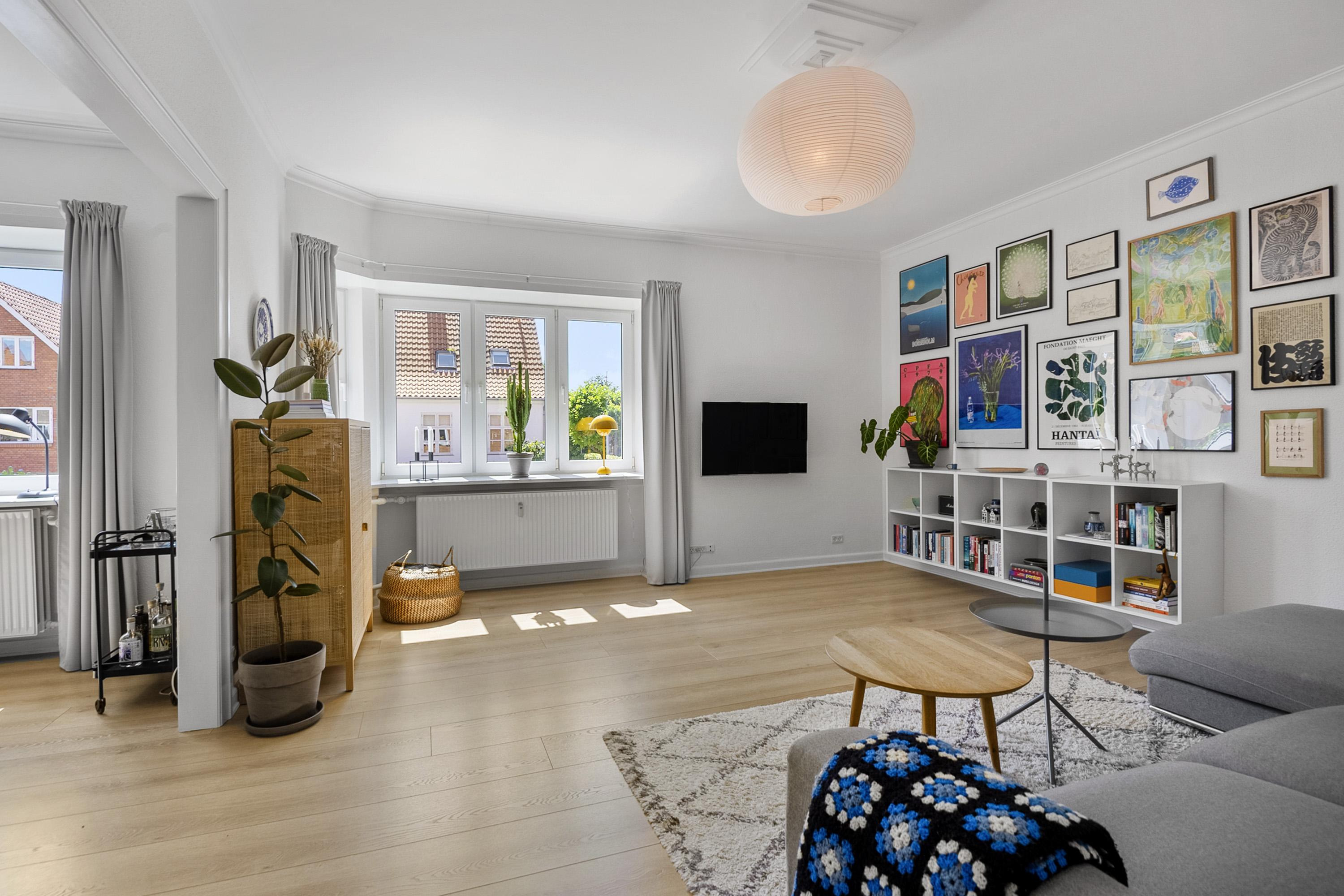 Indflytningsklar og charmerende lejlighed, med adgang til have – Rolfsgade 127, st. tv.