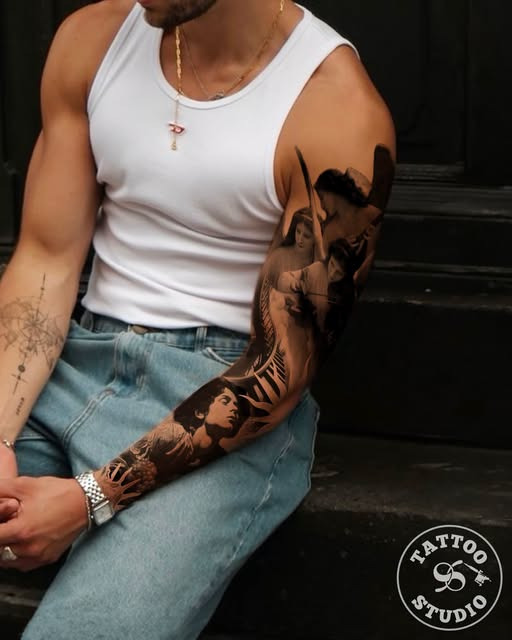 Tattoo Studio 96 Aalborg tilbyder booking af sleeve-design med Quentin