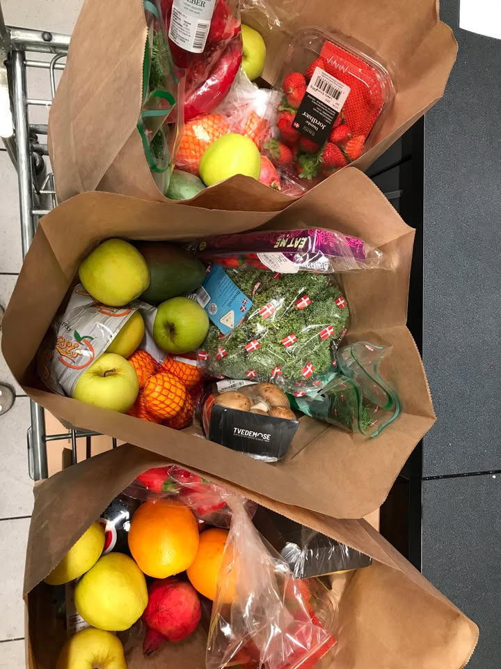 Min Købmand i Asp tilbyder frugt og grønt poser til 45 kroner med afhentning i dag inden kl. 18.00