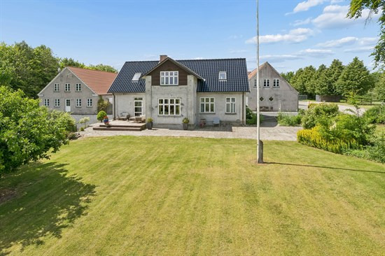 Top 6 over dyreste boliger til salg i Gadstrup. Priser op til 13.950.000 kr