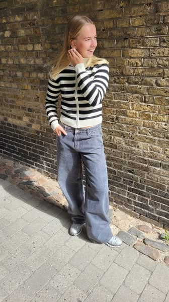 Nyheder til teen piger hos Børneshoppen Brønderslev: Opdag de nyeste trends